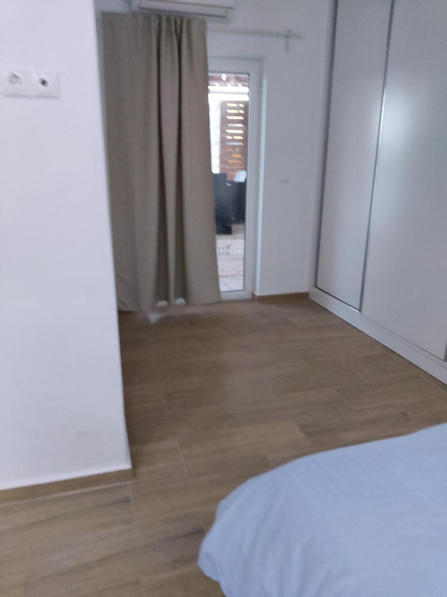 Spacious Apartment Near The Beach Sarandë Exterior foto